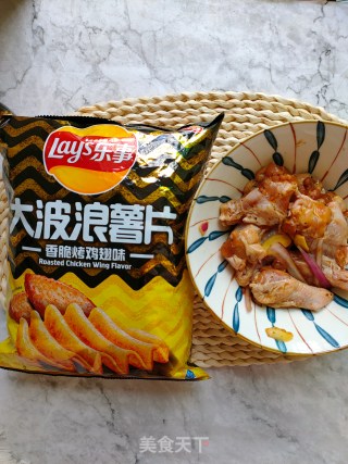 香酥脆黑胡椒薯片鸡翅根的做法步骤：6