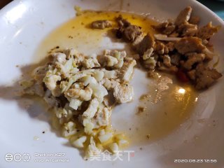 微辣版鸡肉煮面的做法步骤：1