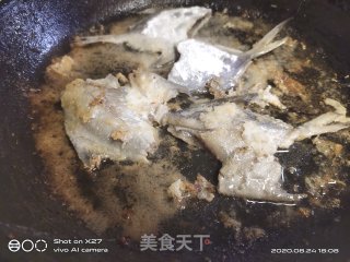 嫩姜焖鱼的做法步骤：3