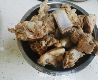猪骨炖豆角的做法步骤：2