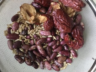 花芸豆燕麦红枣饮的做法步骤：1