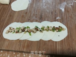 七夕玫瑰花蒸饺的做法步骤：4