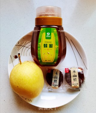 山楂拌梨丝的做法步骤：1