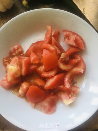 丝瓜炒番茄的做法步骤：4