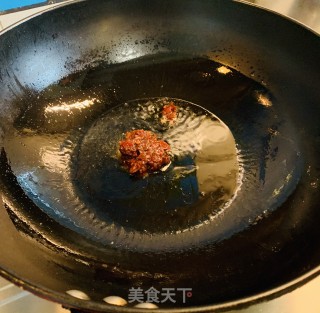 火麻仁芋儿红烧肉的做法步骤：2