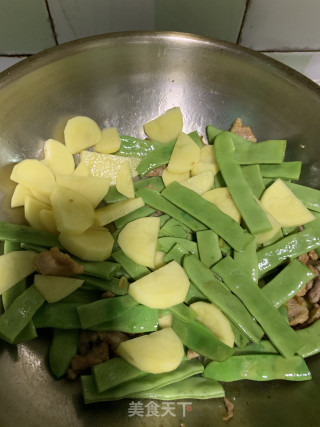 家常烧豆角的做法步骤：8