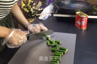 午餐肉烤串的做法步骤：4
