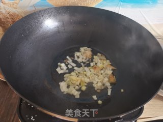 回锅肘子炖茄子的做法步骤：5