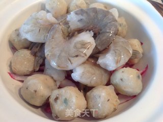 萝卜海鲜煲的做法步骤：5