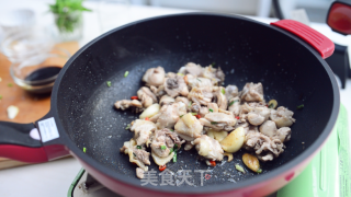 台式三杯鸡的做法步骤：6