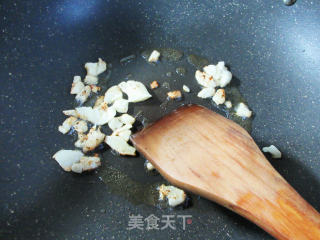 空心菜梗炒车仔面的做法步骤：4