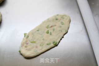 毛豆培根软面包的做法步骤：10