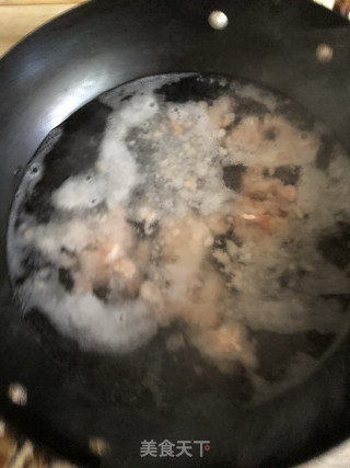滑肉拉面的做法步骤：2