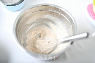 玫瑰蔓越莓豆乳蛋糕卷的做法步骤：5