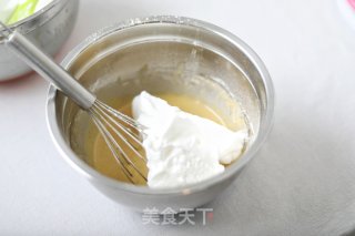 玫瑰蔓越莓豆乳蛋糕卷的做法步骤：9
