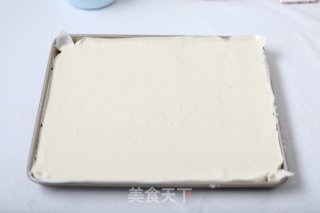 玫瑰蔓越莓豆乳蛋糕卷的做法步骤：11