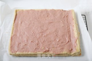 玫瑰蔓越莓豆乳蛋糕卷的做法步骤：18