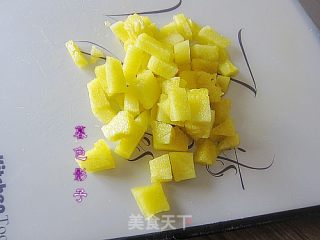 西瓜奶昔的做法步骤：1