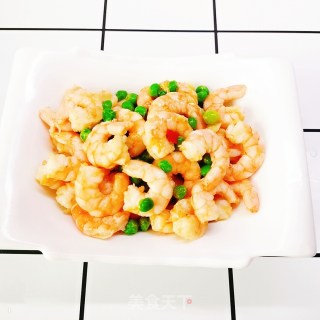 青豆炒虾仁的做法步骤：8