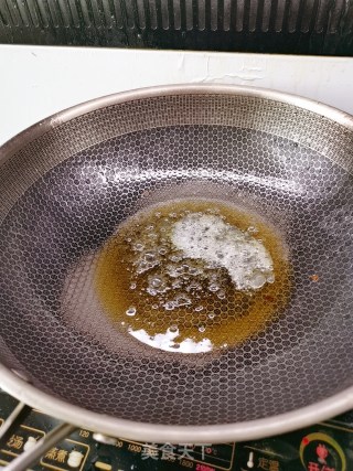 红烧鸡根翅的做法步骤：4