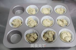 香辛杯子蛋糕的做法步骤：8