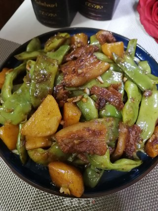 五花肉烧油豆角的做法步骤：9