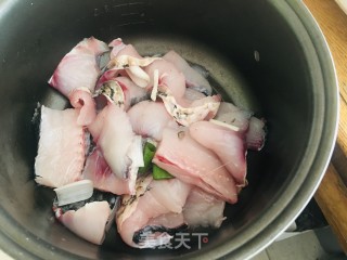 酸菜鱼的做法步骤：2