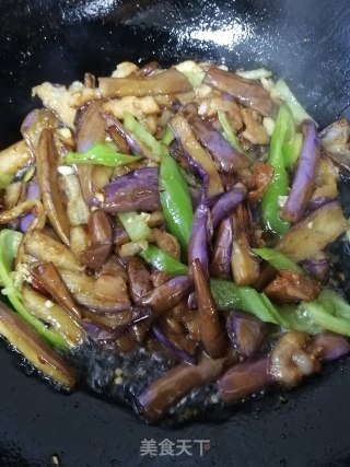 五花肉炒线茄的做法步骤：9