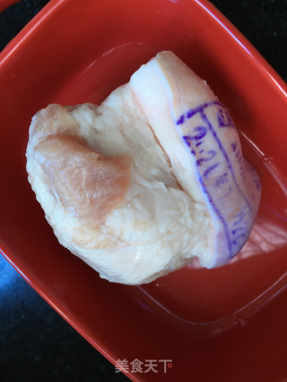 五花肉炒菜花的做法步骤：1