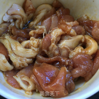 五花肉炒菜花的做法步骤：4