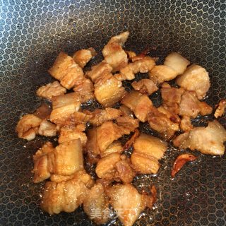 五花肉炒洋葱土豆片的做法步骤：7