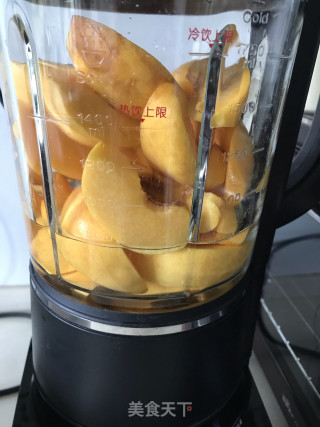 黄桃糖水的做法步骤：3