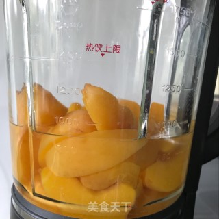 黄桃糖水的做法步骤：4