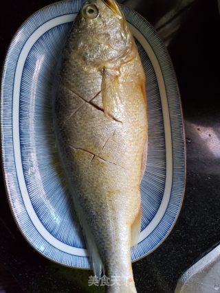 香煎大黄花的做法步骤：4