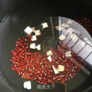赤小豆炖鸽子的做法步骤：4