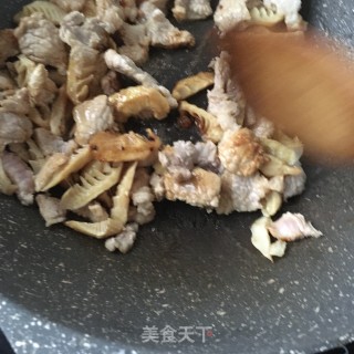 精肉炒春笋的做法步骤：12
