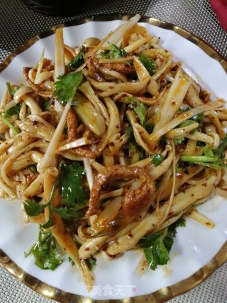 肉丝拌海鲜菇的做法步骤：7