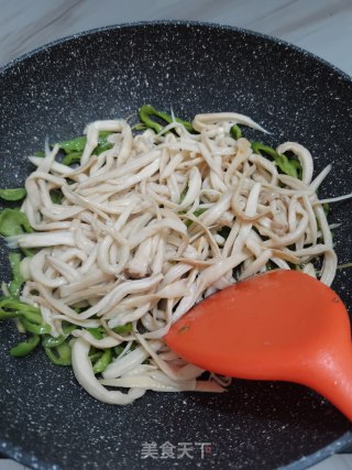 辣椒炒杏鲍菇的做法步骤：5