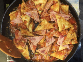 午餐肉茄汁豆腐的做法步骤：7