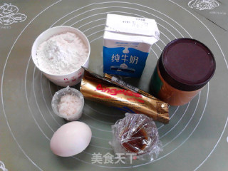 花生酱与华夫：花生酱夹心华夫饼的做法步骤：1