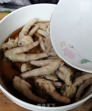 香糟凤爪的做法步骤：9