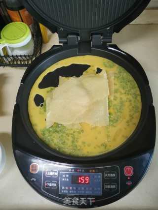 美味的鸡蛋芹菜煎饼的做法步骤：7