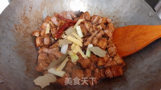 口水红烧肉的做法步骤：4