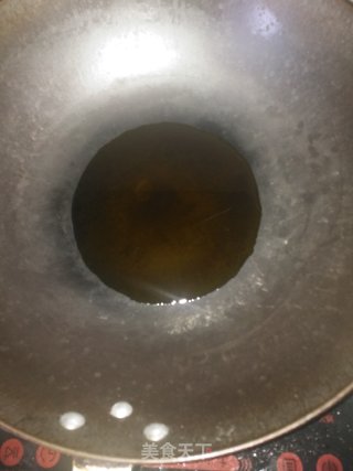 木耳炒鸡蛋的做法步骤：2