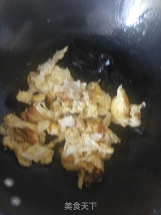 木耳炒鸡蛋的做法步骤：6