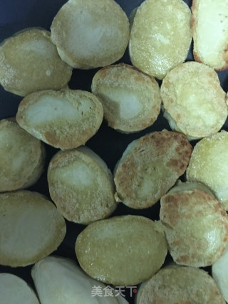 香菇烧素鸡的做法步骤：2