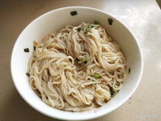 煎蛋拌面的做法步骤：12