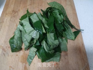 西红柿炒红薯叶的做法步骤：3