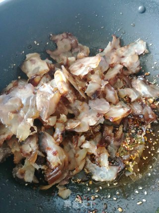 凉拌香辣牛蹄筋的做法步骤：9