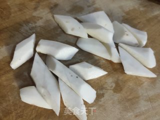 玉米竹荪排骨汤的做法步骤：7